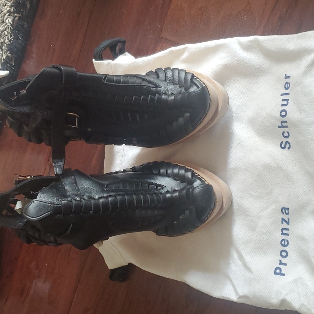 Womens heels